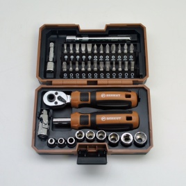 Набор инструментов с трещоткой, битами и головками 1/4 DR, BERKUT BS-SET9538 (38 предметов) в кейсе