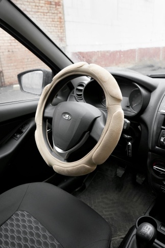 Спонжевая оплетка руля AVS SP-426M-BE ( размер M, бежевый) - Серия "Sponge" фото 6