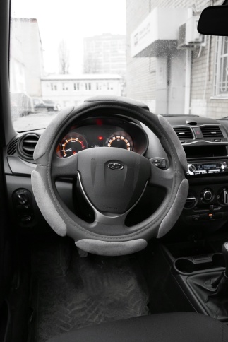 Спонжевая оплетка руля AVS SP-426S-GR ( размер S, серый) - Серия "Sponge" фото 7